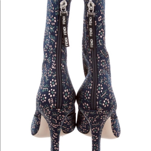 🎊🎉🌸Fendi floral jacquard booties. - Picture 8 of 10